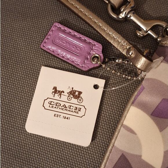 NWT Coach OP Art Wristlet Clutch Purple Silver Fabric Leather Logo Classic Retro - Picture 2 of 9